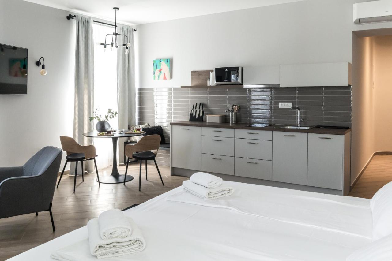 רייקה Dolac Apartments מראה חיצוני תמונה