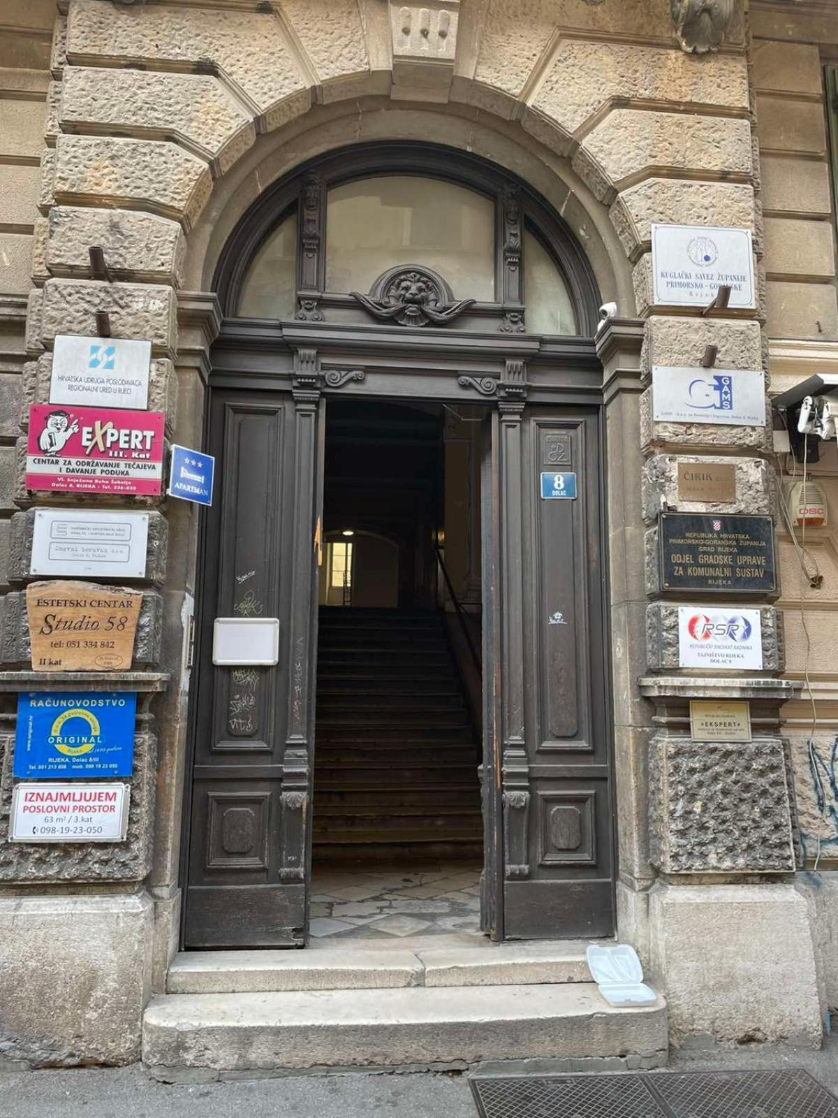 רייקה Dolac Apartments מראה חיצוני תמונה
